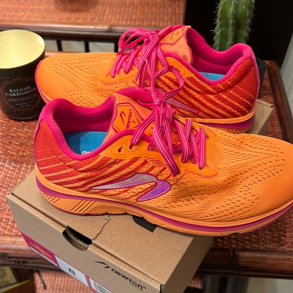 Newton Gravity 11 size 8 Orange and Pink - Picture 2 of 7